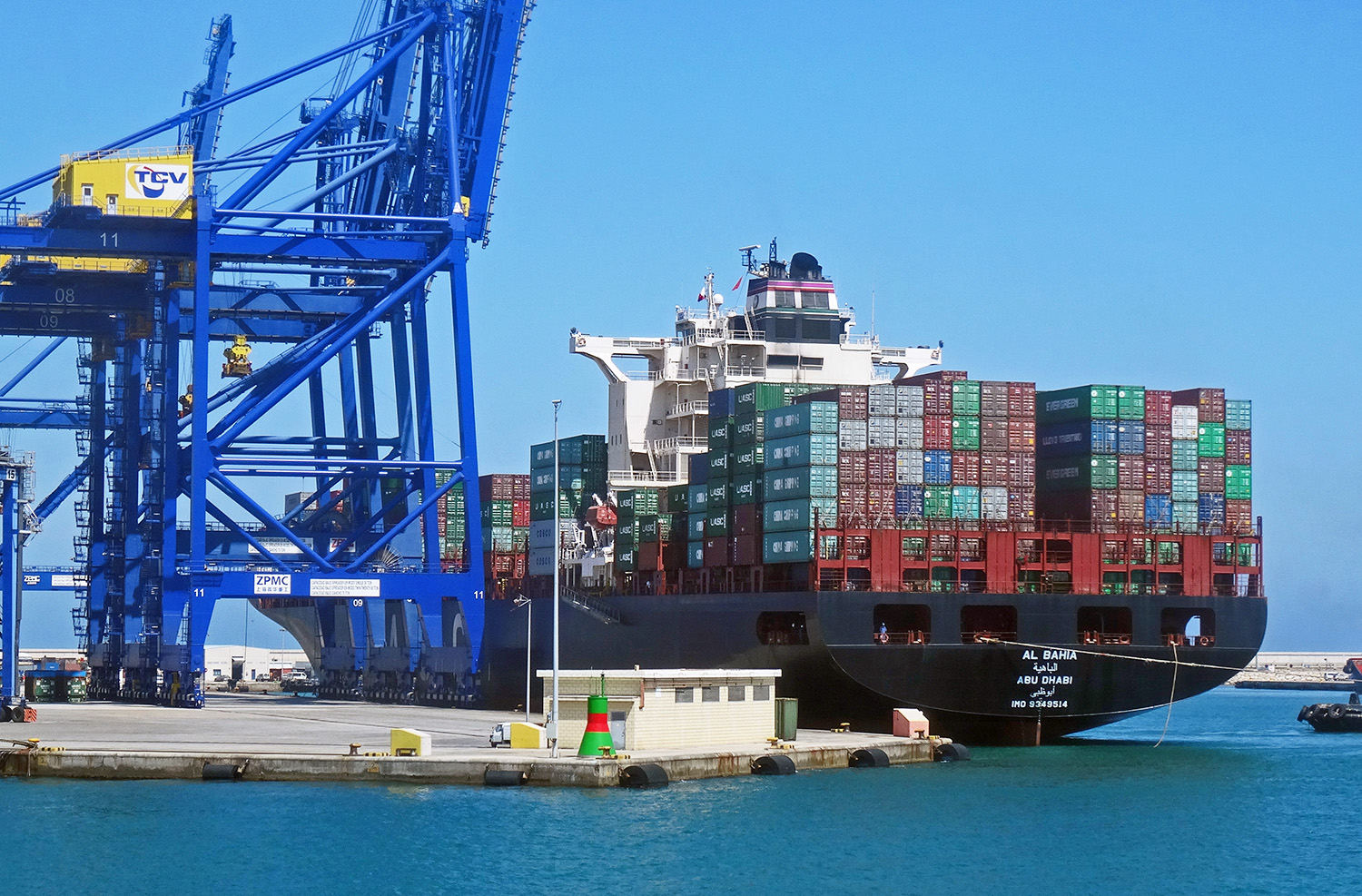 Valancia port: photo JS